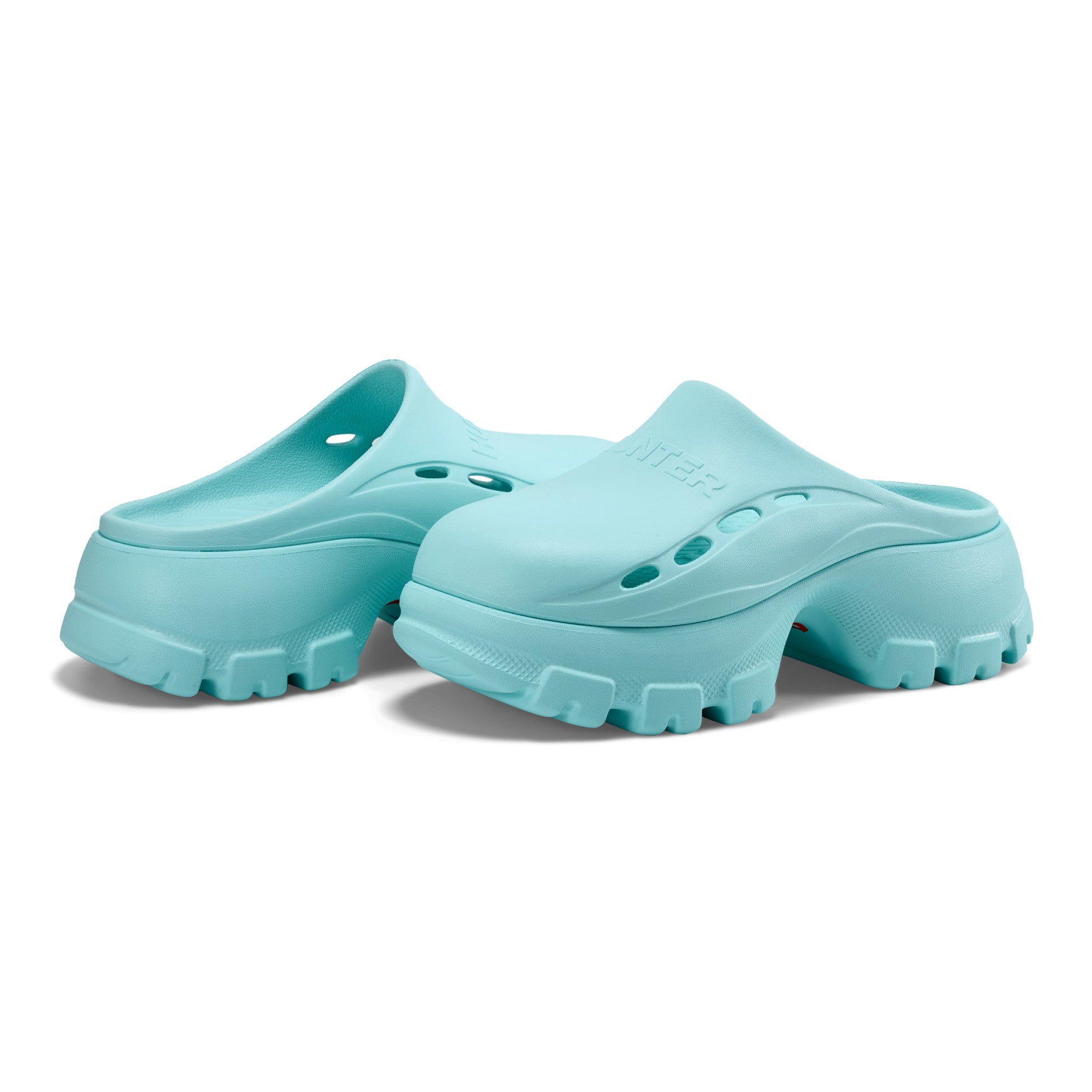 Women's Bryce Slip-on Closed Toe Casual Clogs - Image 7