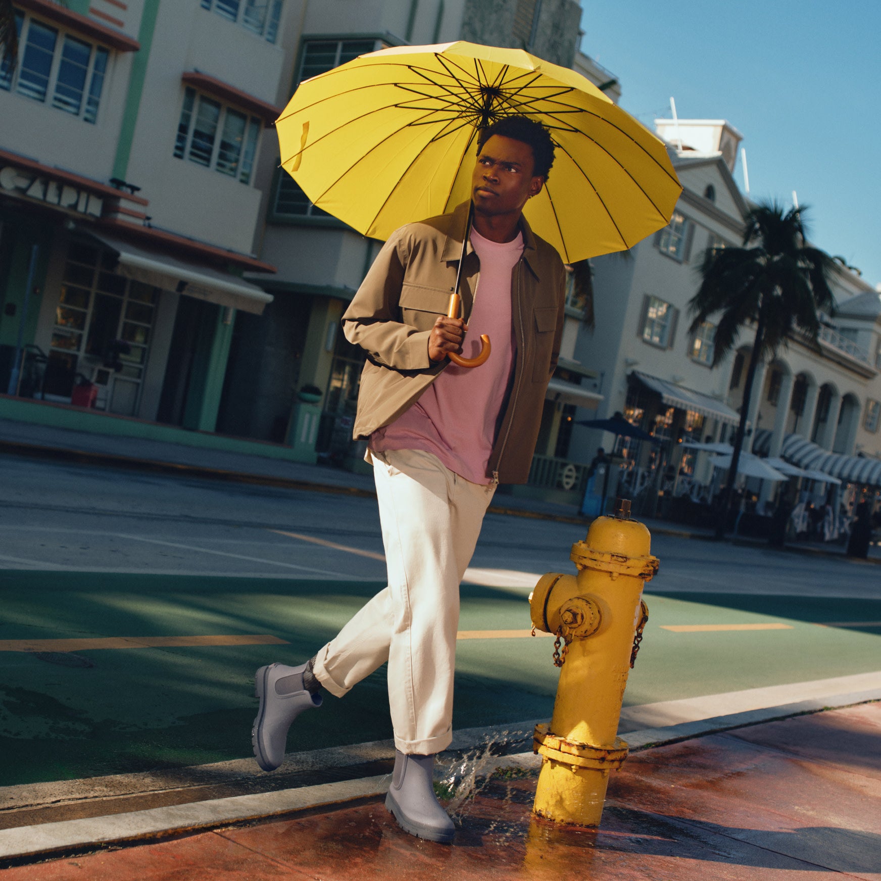 Men's Orford Waterproof Chelsea Boots - Image 3